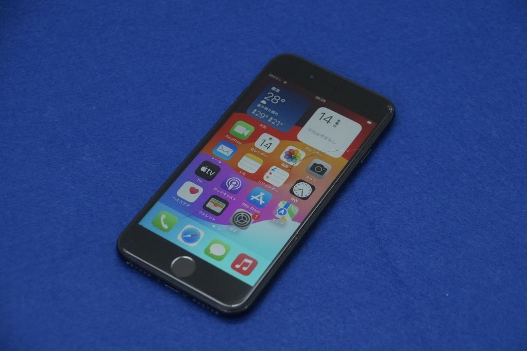 画面割れ**iPhone SE 第2世代/SIMフリー/ブラック/64GB