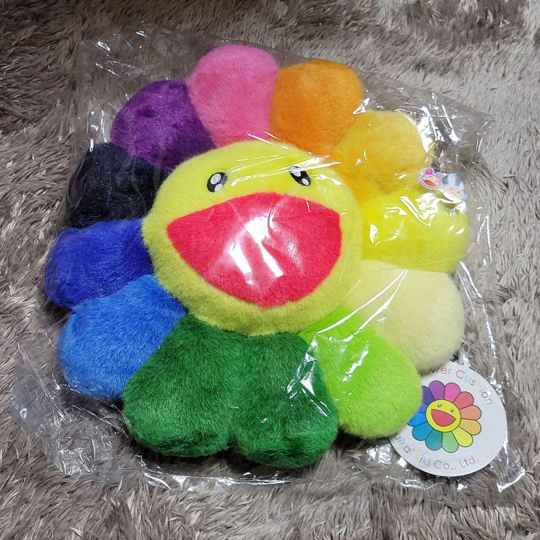 セール大人気 kaikai kiki 村上隆 フラワー クッション 30cm 缶バッジ付き BLfSV-m23843683107 再入荷在庫