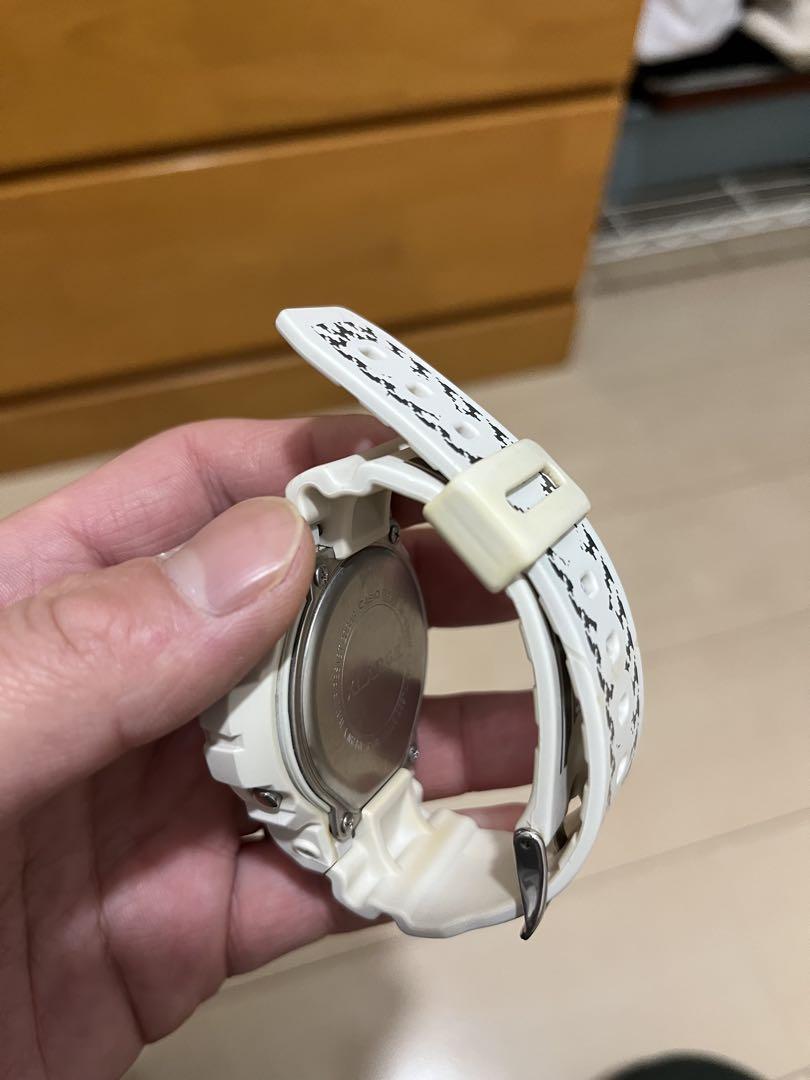 G-SHOCK XLARGE ホワイトデジタル腕時計 G-SHOCK XLARGE ホワイト デジタル腕時計