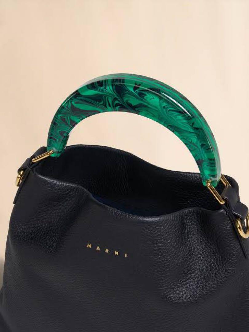 無料配達 定価22万】MARNI メルカリ - ミニショルダーバッグ ヴェニス バッグ