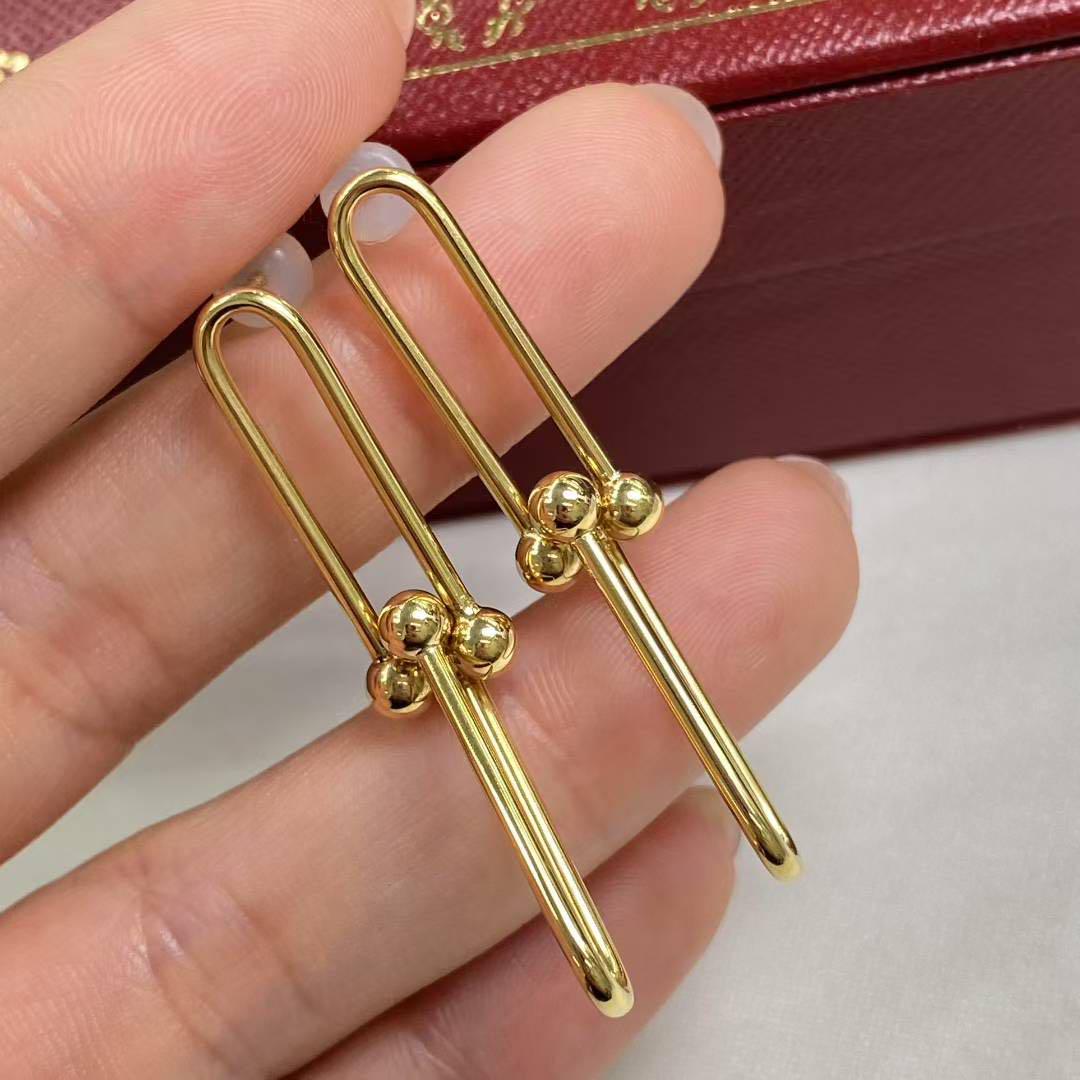ピアス k18 新品 即発送可能 - メルカリ