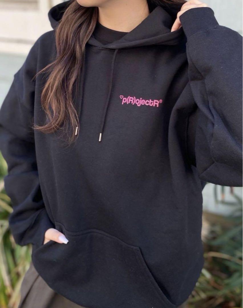 ♡p(R)ojectR® Heart Logo Hoodie
