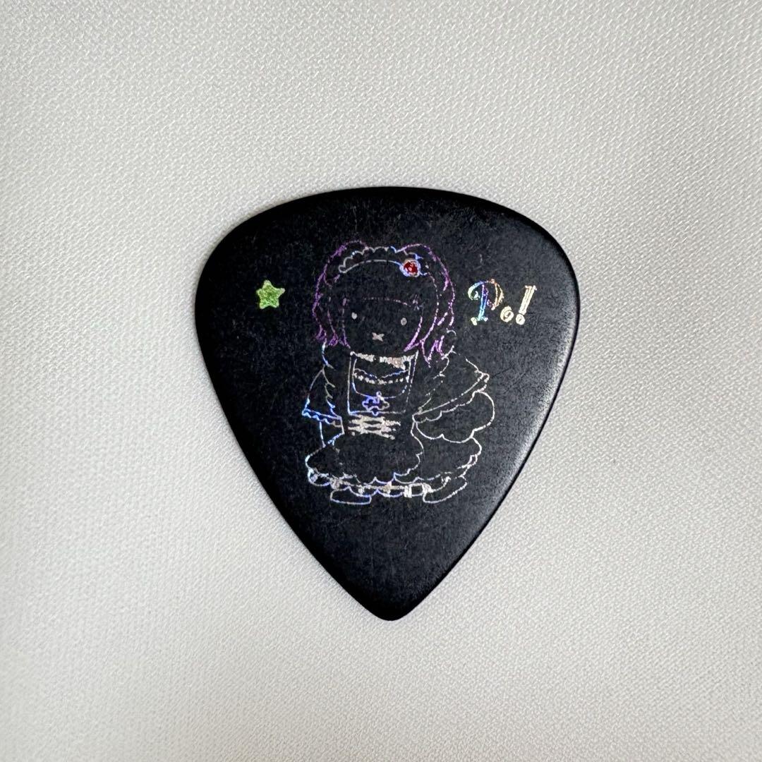 BAND-MAID 小鳩ミク 本人使用ピック BAND-MAID 小鳩ミクさん ピック - メルカリ