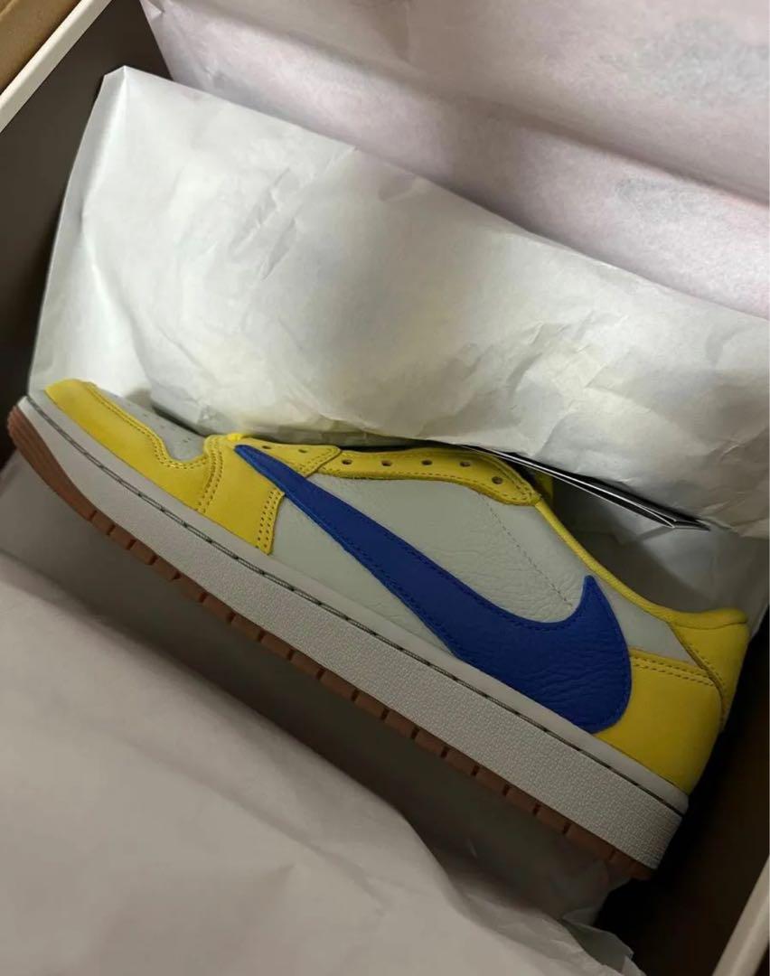 靴 Travis Scott Nike Air Jordan 1 Retro Low