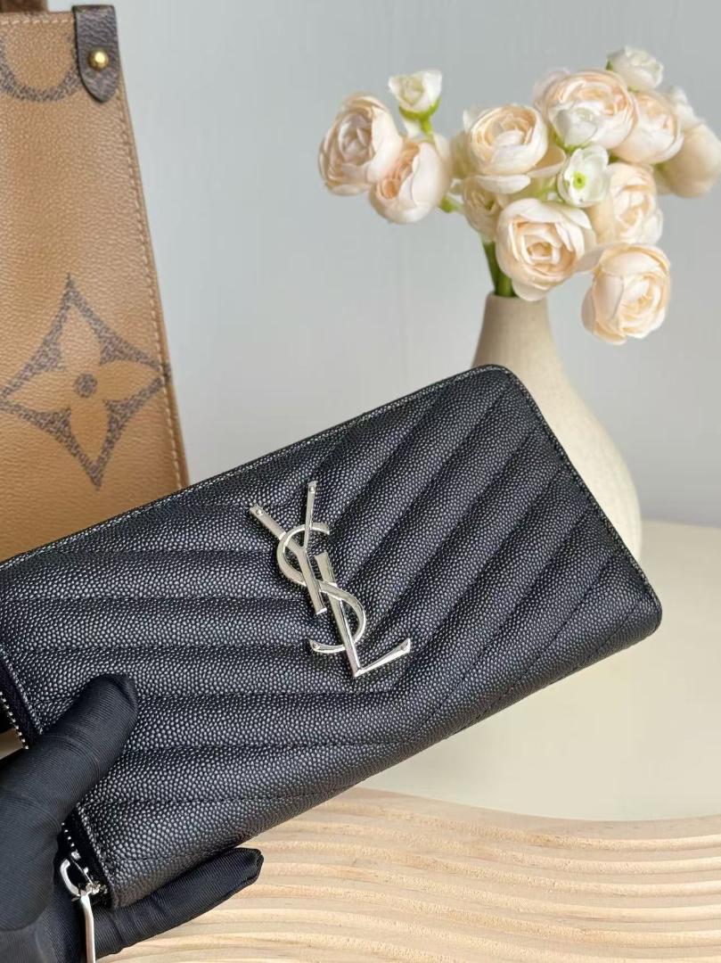 YSL ブラック キルティング 長財布 - メルカリ