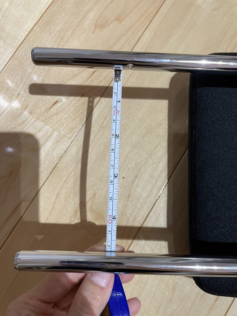 美品　シエンタ　ヘッドレスト