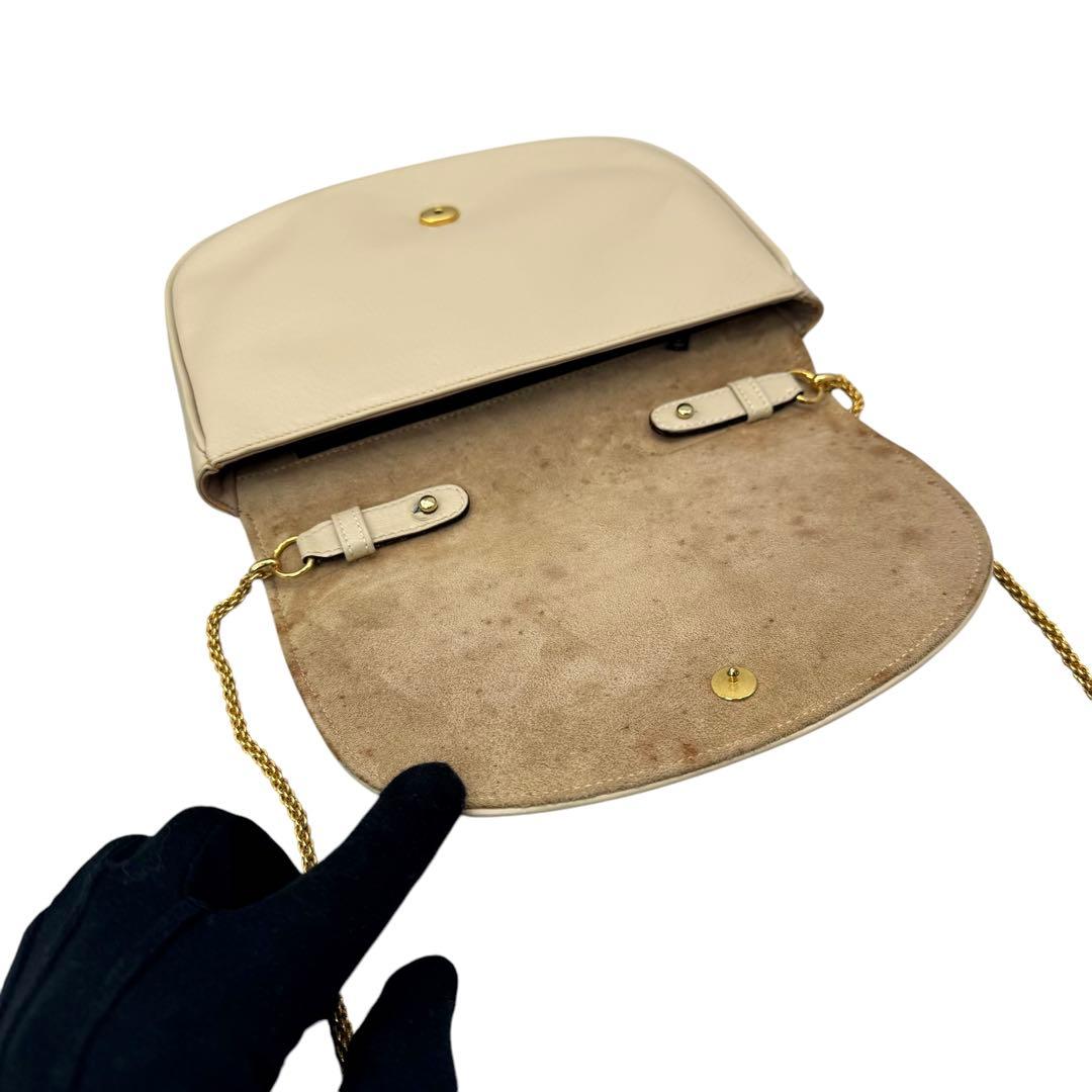 CELINE オールド トリオンフ レザー チェーンショルダーバッグ M04 CELINE オールド トリオンフ レザー チェーンショルダーバッグ M04