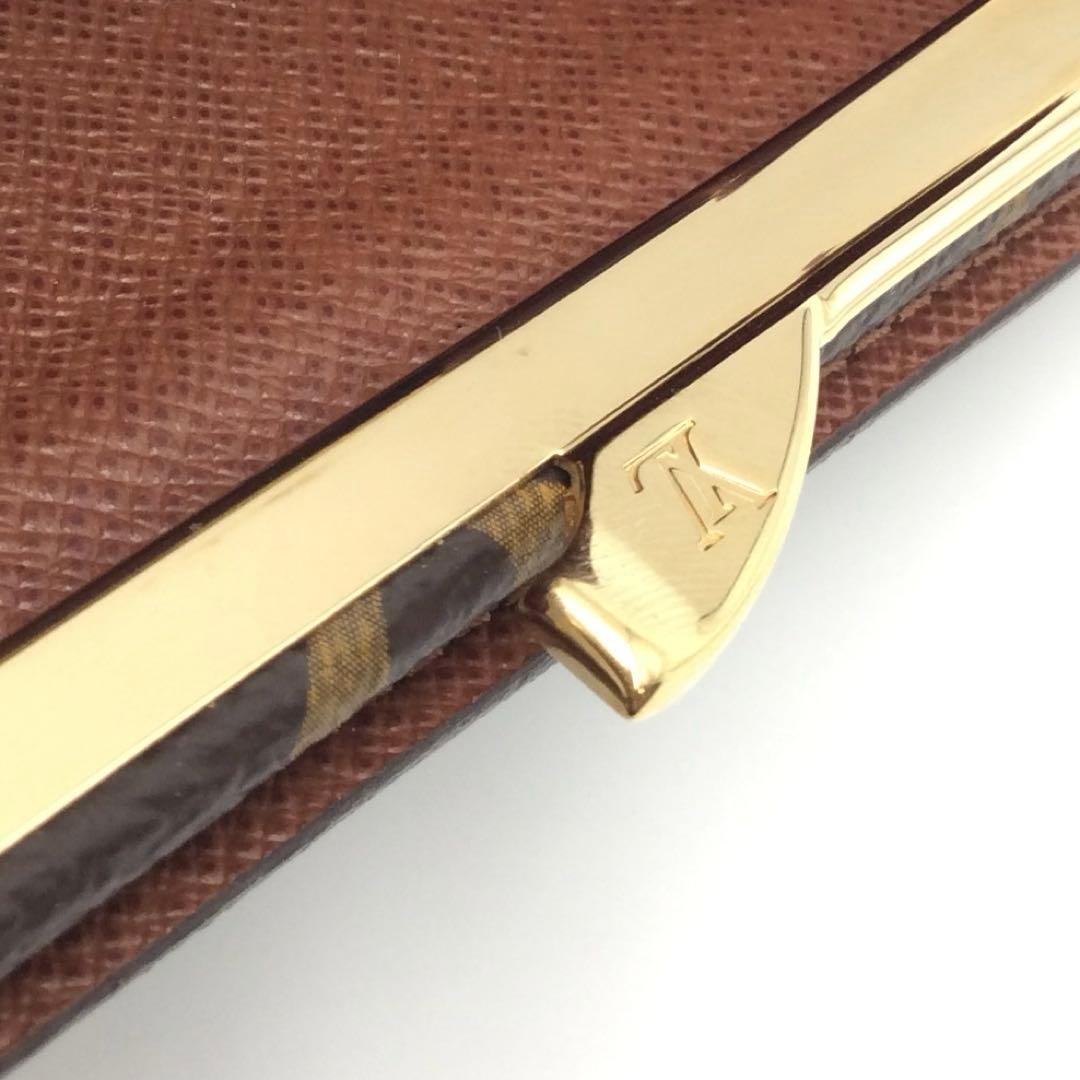 ルイヴィトン モノグラム ヴィエノワ 二つ折り がま口財布 正規品 M61674