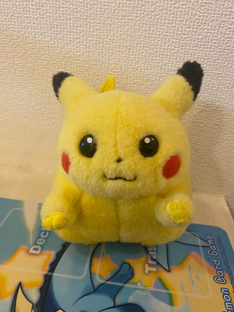 TOMY初代ピカチュウ ぬいぐるみ目立った傷や汚れなし