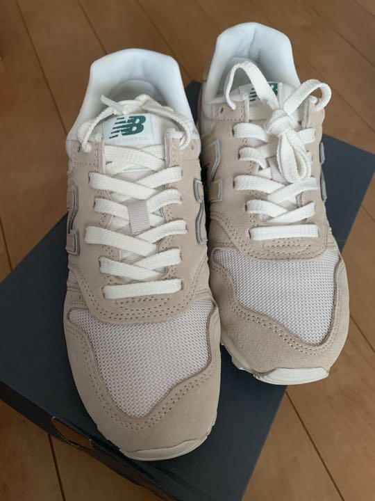 ニューバランスNew Balanceスニーカー 美品 24.5 - www.jobmada.mg ブランドの通販・買取 ニューバランス ライフスタイル 24.5センチ スニーカー