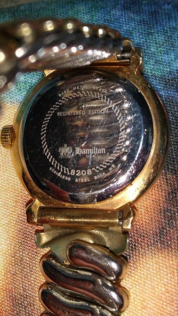 新品電池/ Hamilton ハミルトン レディース 時計 蛇腹 型番8208 Hamilton 8208 Vintage Ladies Watch Double Bar Lug in Gold
