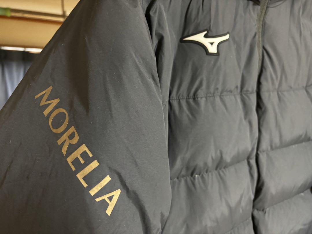【MIZUNO MORELIA】ミズノ モレリア ダウンハーフコート