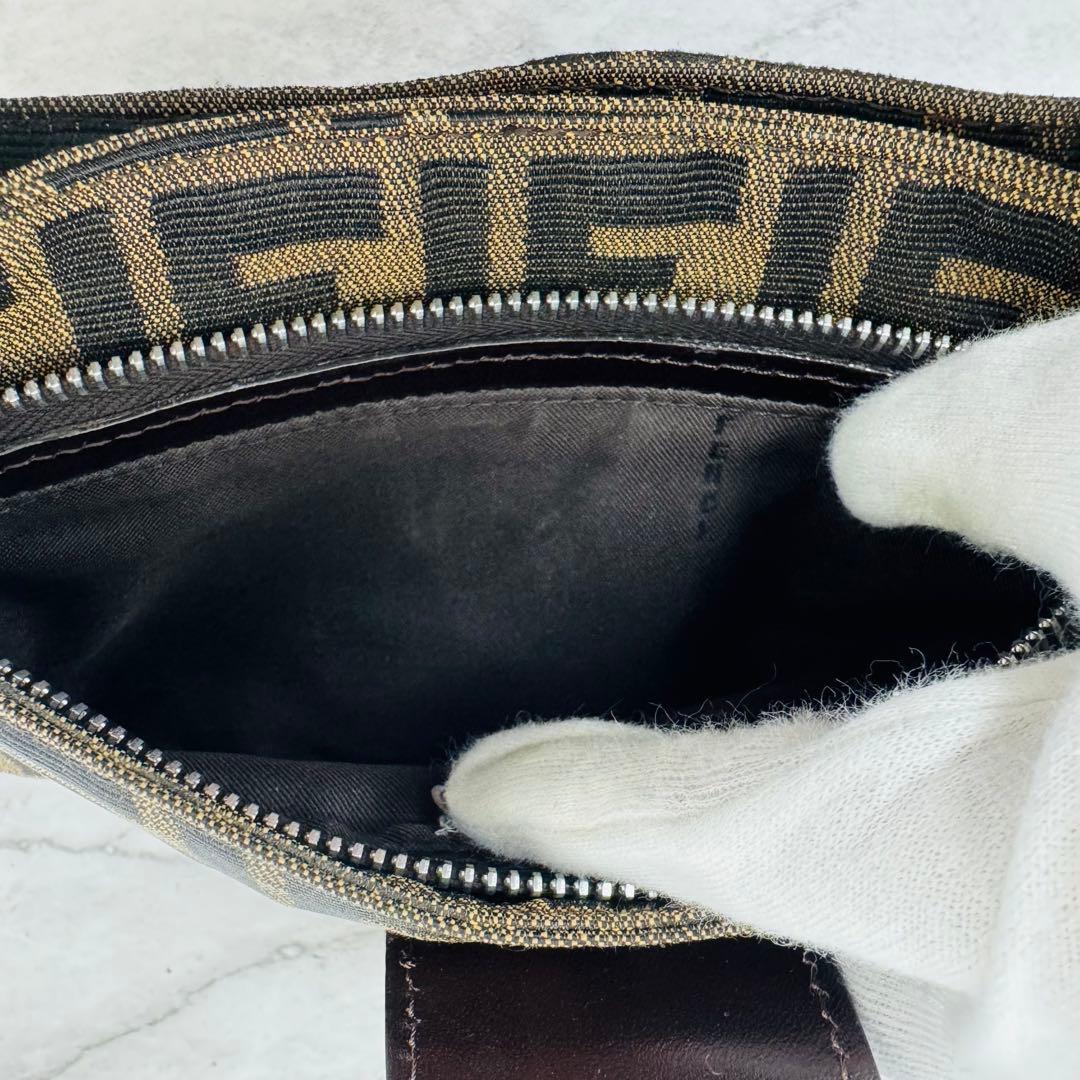 ブラウン ハンドバッグやや傷や汚れあり