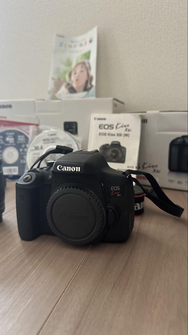 Canon EOS Kiss X8i ダブルズームキット
