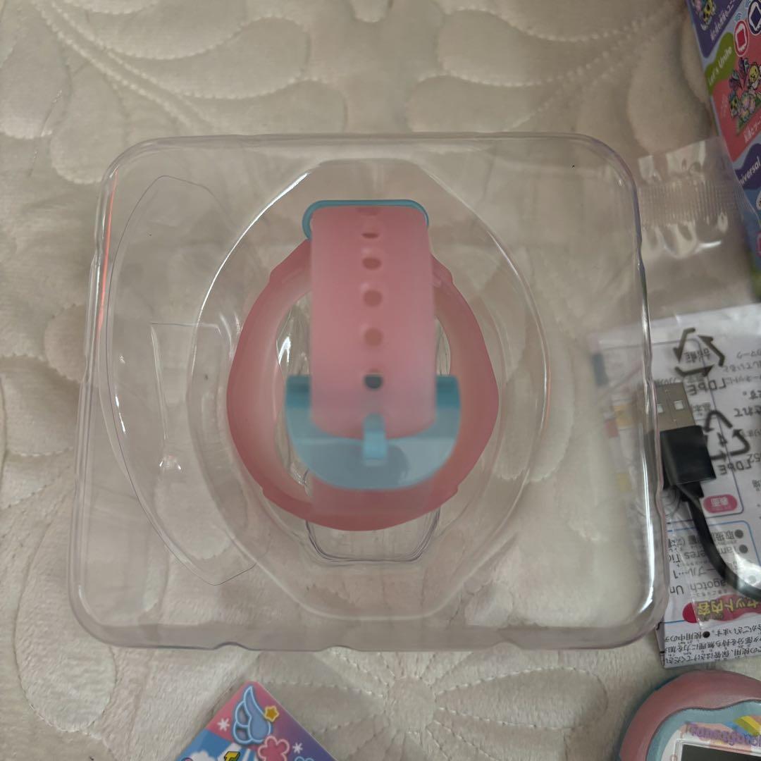 Tamagotchi Uni Angel たまごっちユニ エンジェル