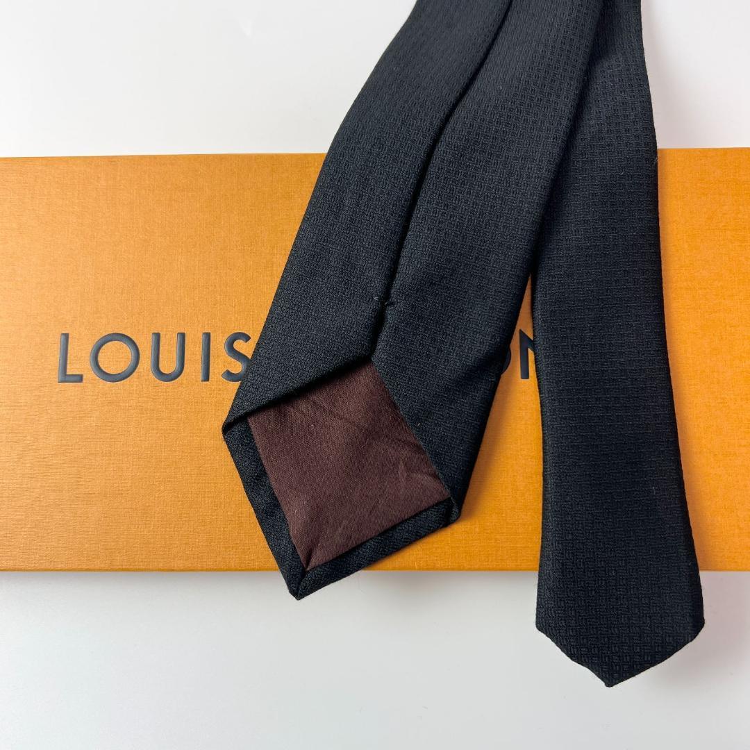 美品 ルイヴィトン Louis Vuitton ネクタイ シルク ブラック 黒黒