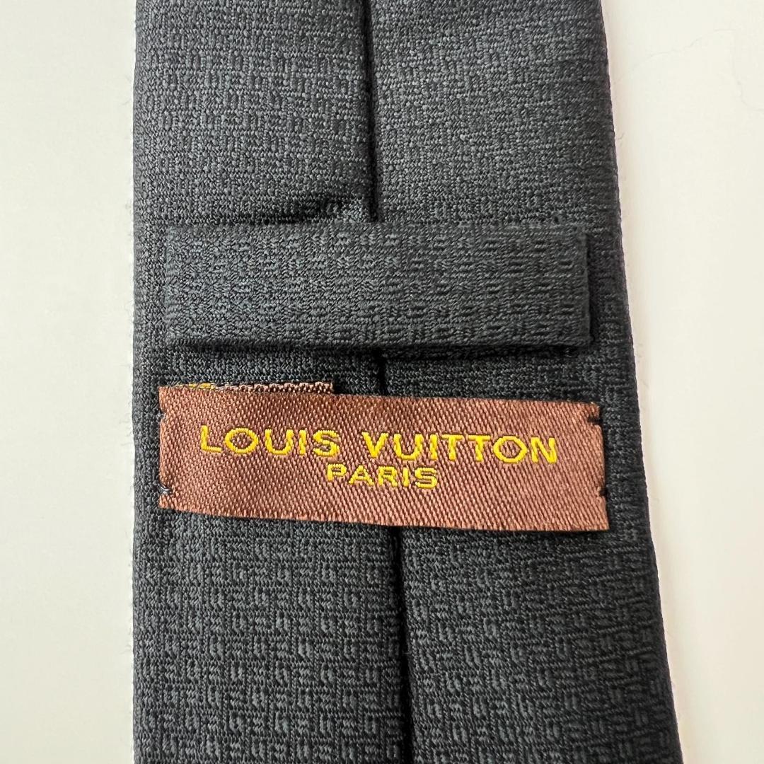 美品 ルイヴィトン Louis Vuitton ネクタイ シルク ブラック 黒黒