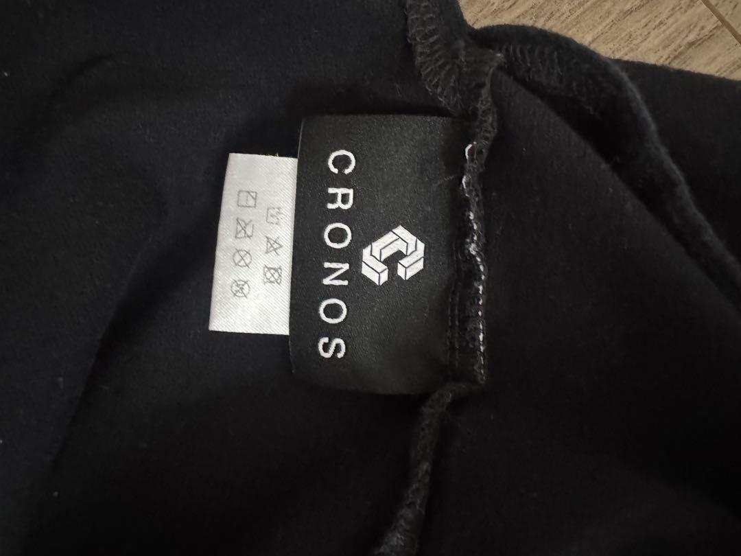 クロノス　タンクトップ