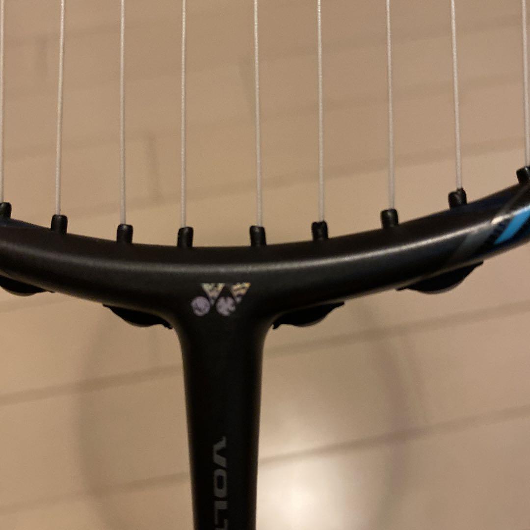 お得2022 YONEX バドミントンラケット ヨネックス ボルトリック z フォース 2 ou36Y-m23930120810 2022正規激安