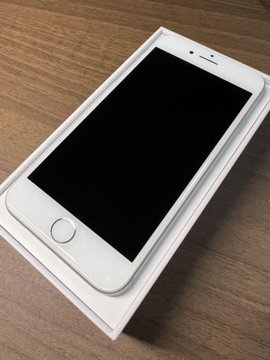限定品新作 iPhone8 SIMフリー 保証あり 9Trmf-m23939756393 256GB シルバー 新作特価