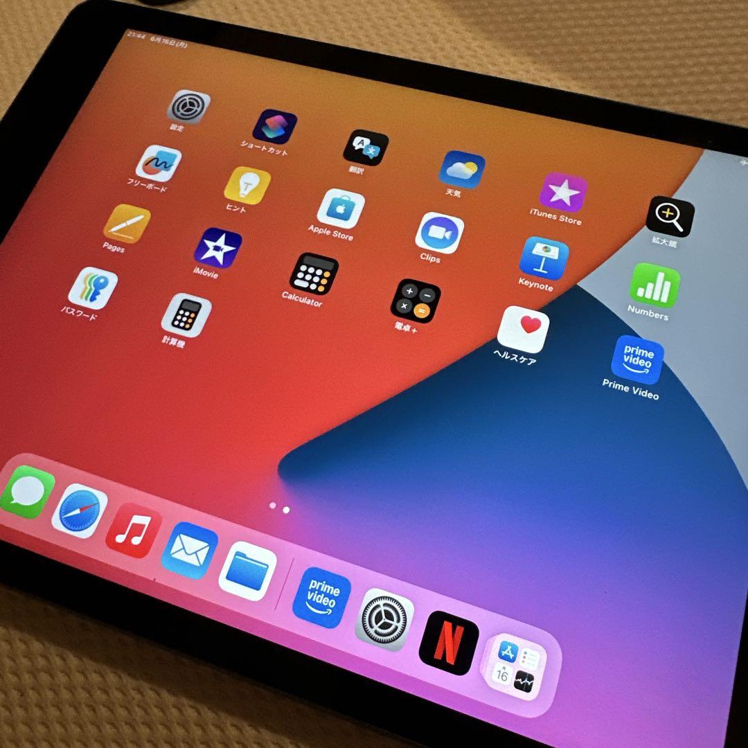 Q*ん様 iPad8 第8世代 32GB