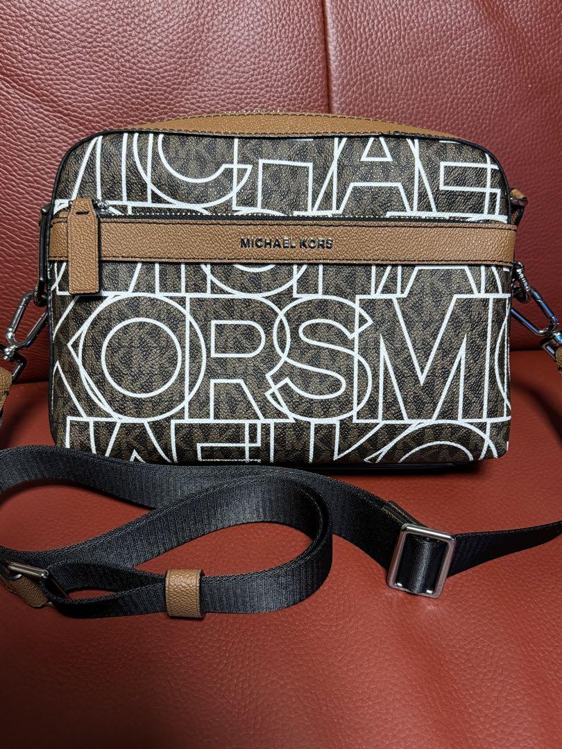 新品　MICHAEL KORS ショルダーバッグ ロゴプリント