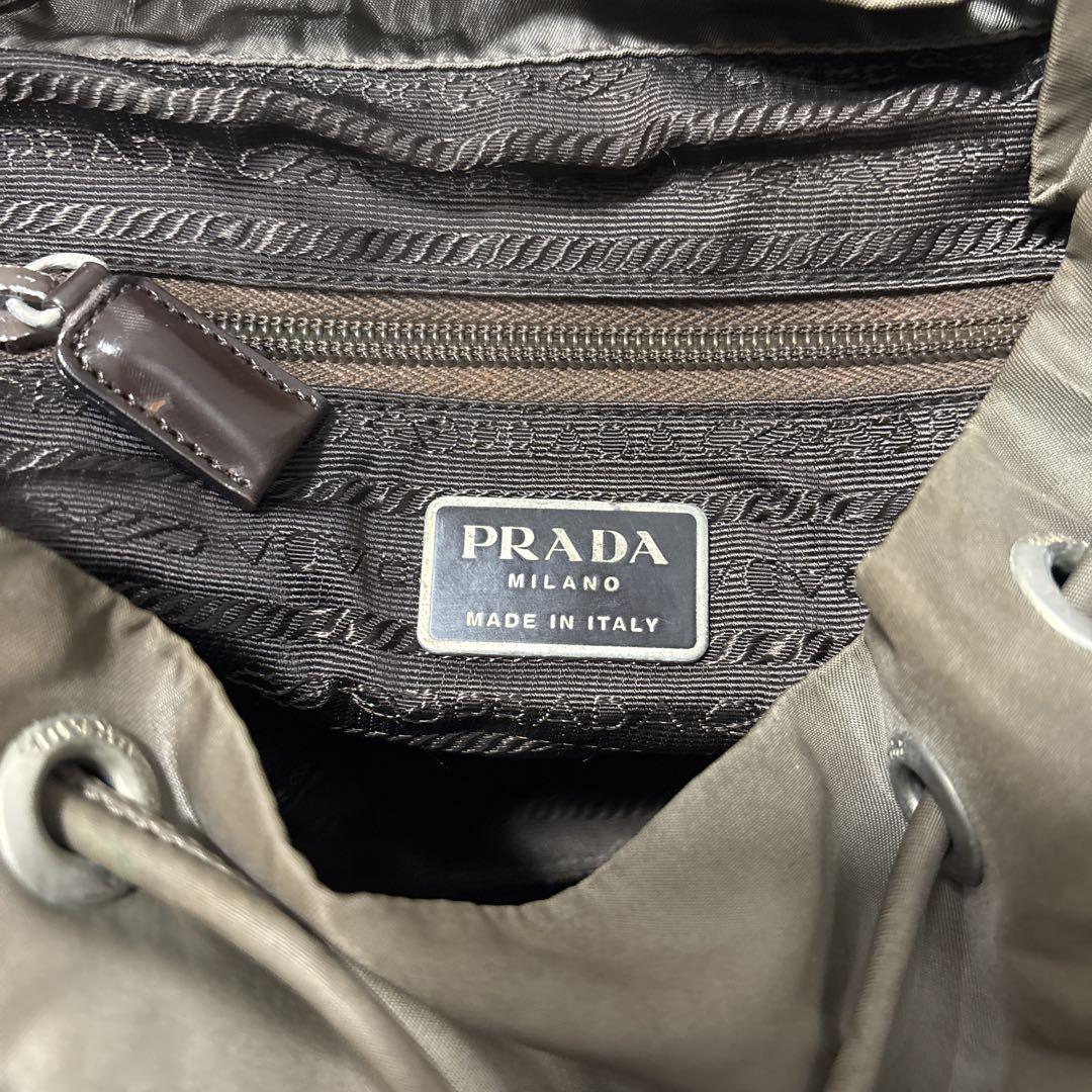 PRADA カーキ リュック　プラダ