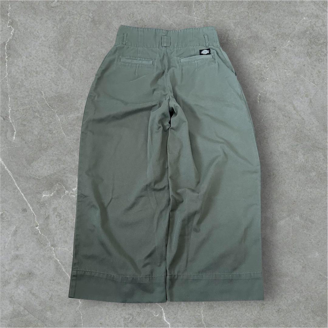 Dickies Niko and… ワンタック ワイド チノ バギー パンツ 緑