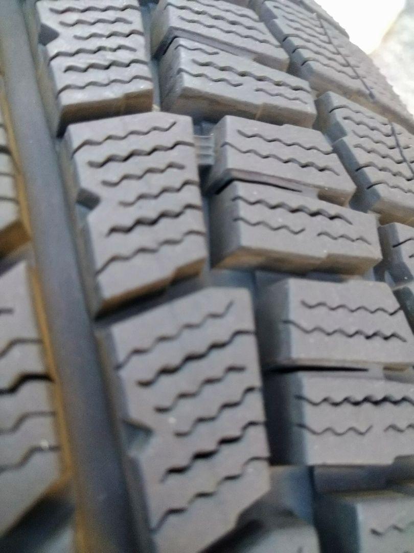 【ダンロップ】185/65R15 スタッドレスタイヤ4本セット 送料無料