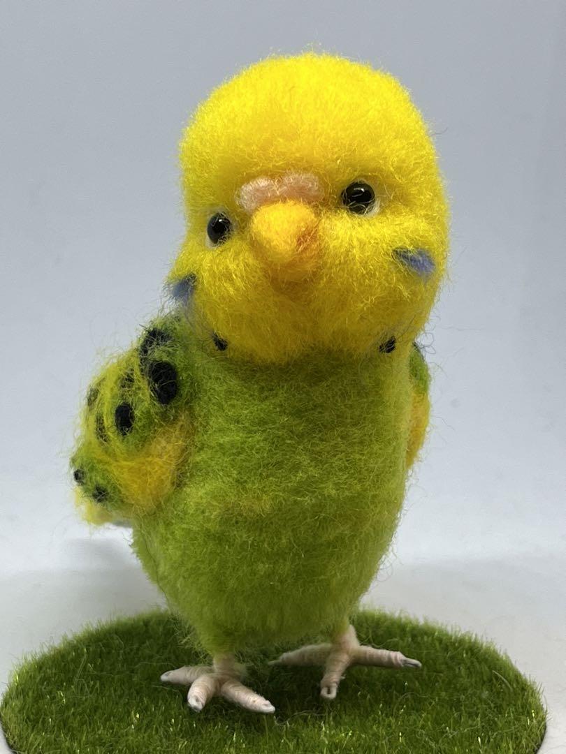 羊毛フェルト　ハンドメイド　ふわふわセキセイインコ