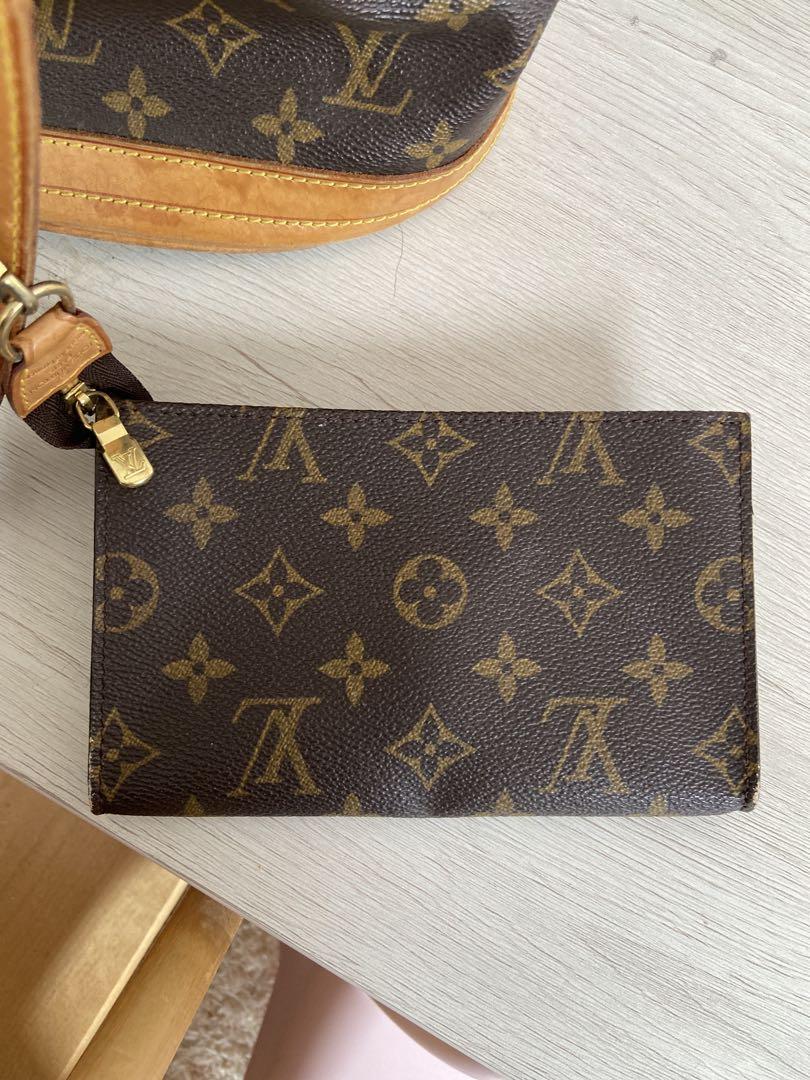 Louis Vuitton モノグラムバケット