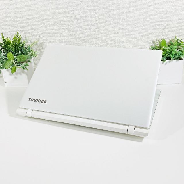 33%割引新品入荷 71【初心者向❤】すぐ使える✨薄型✨可愛いホワイト 安い公式 Lifebook◆i5-3340MSSD250G◆W10ノート/オフィス&カメラ ノートPC
