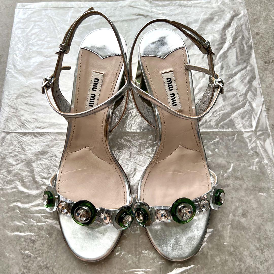 【MiuMiu】アンクル ストラップ ケージド サンダル ミュウミュウ サンダル ビジュー アンクルストラップ 37 - メルカリ