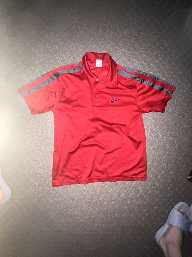 Nike レッド ポロシャツ
