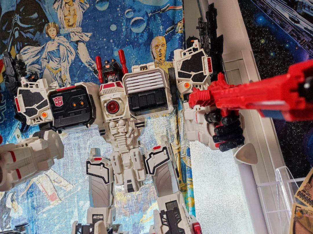 トランスフォーマー ジェネレーションズ TG-23 メトロプレックス 画像4