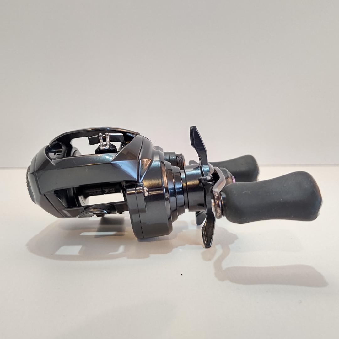 ダイワ タトゥーラ SV TW 103XHL (リール) 価格比較 - 価格.com