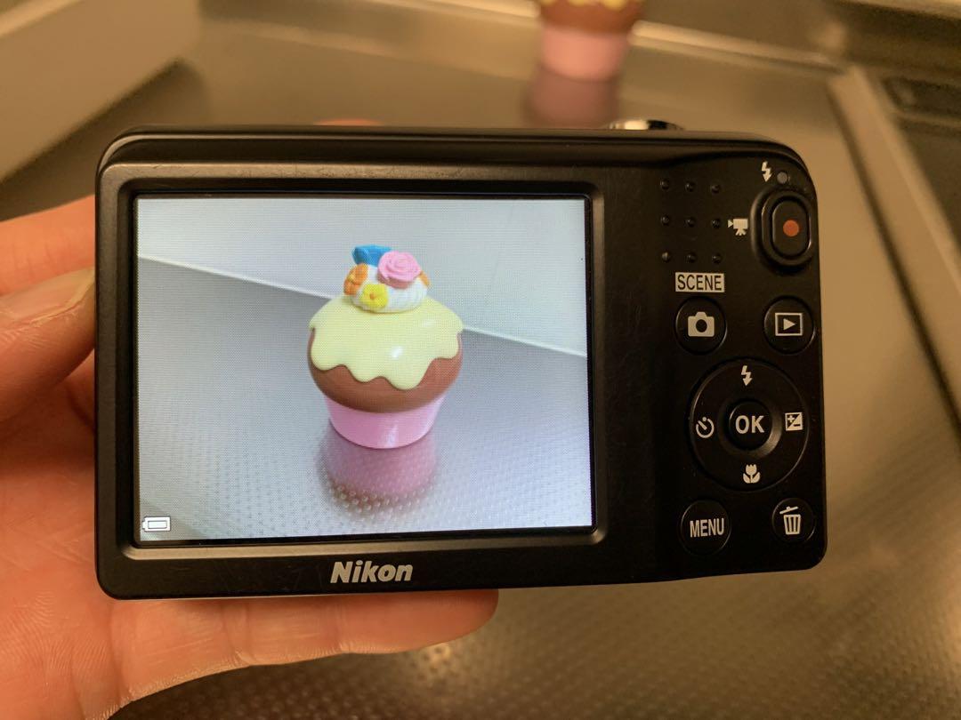 Nikon COOLPIX A10 レッドデジタルカメラ