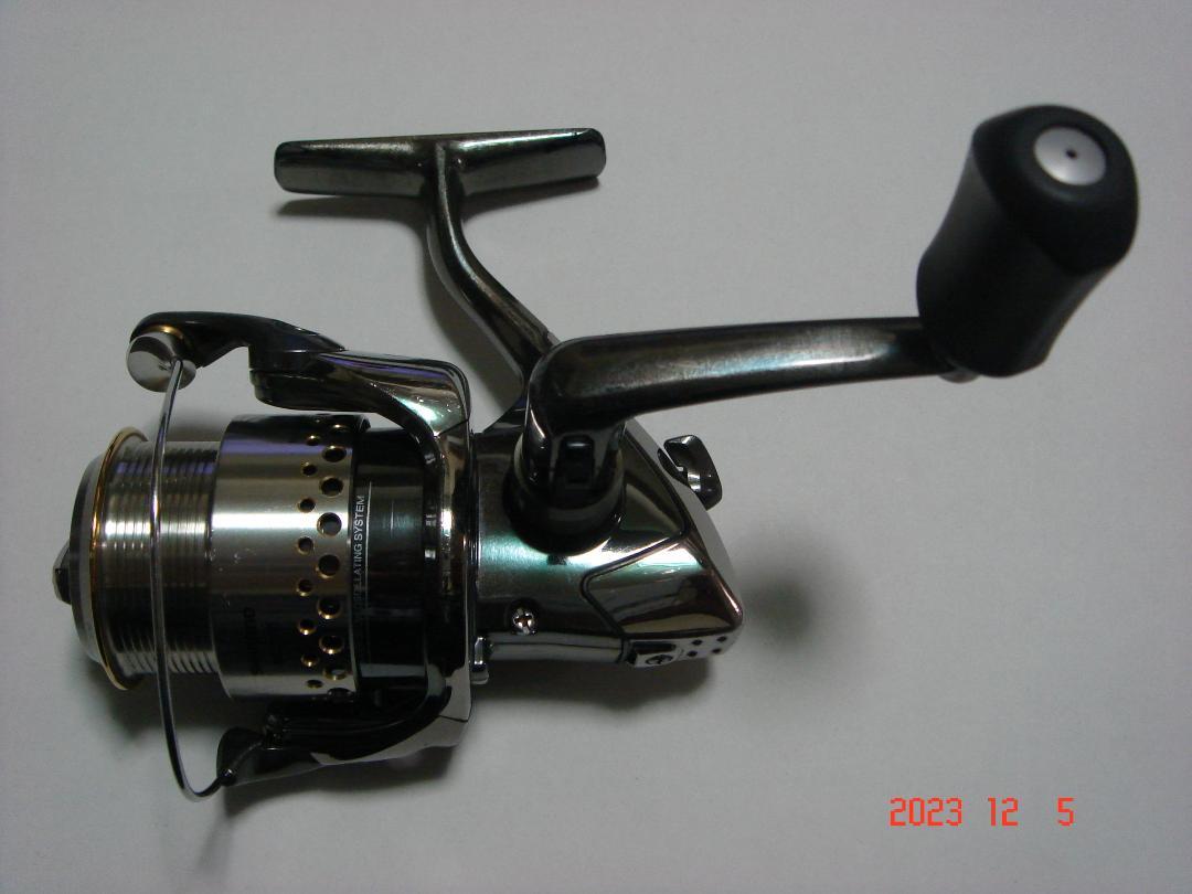 シマノ 01ステラ FW2000Sボディ＋2500Sスプール SHIMANO STELLA