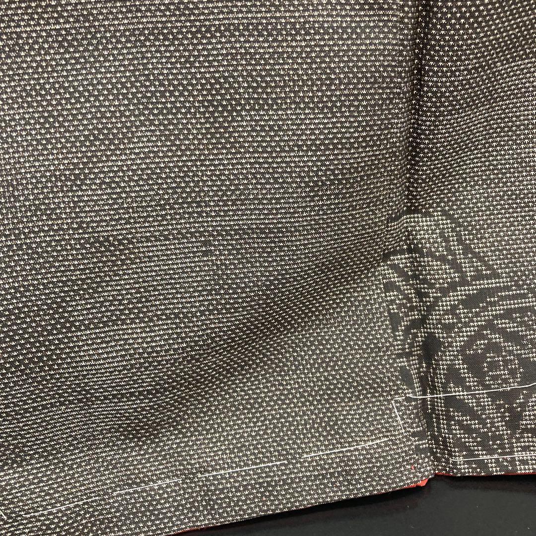 未使用【極上品】本場大島紬 泥染 生糸 紬 鼓花文様 しつけ付き 未使用【極上品】本場大島紬 泥染 生糸 紬 鼓花文様 しつけ付き