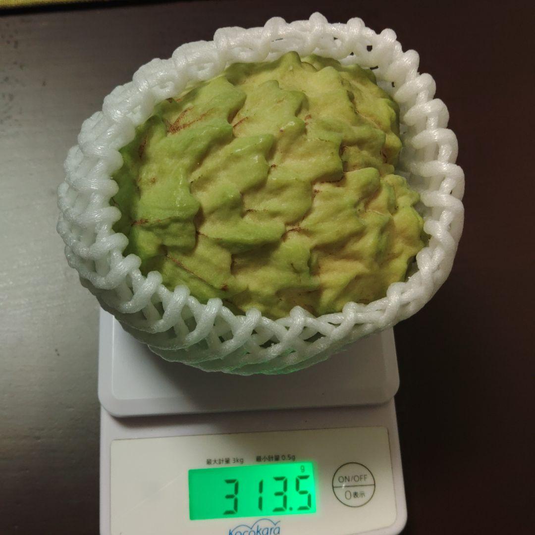箱番号2.　A級アテモヤ2337g 9348円　贈答品