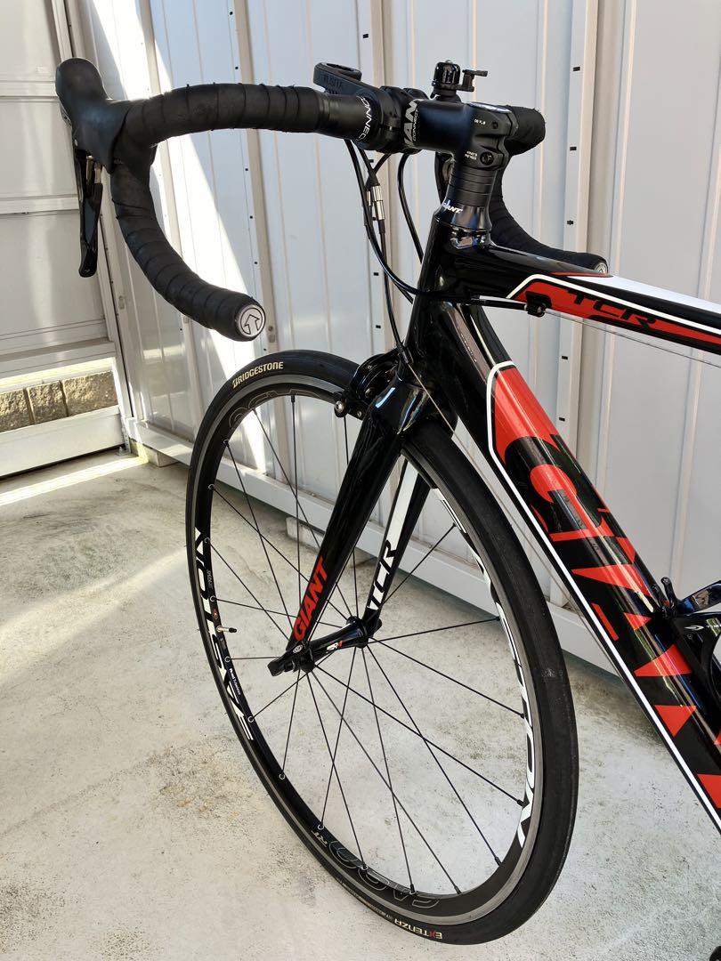 GIANT TCR ロードバイク 黒/赤 手渡し限定新しい