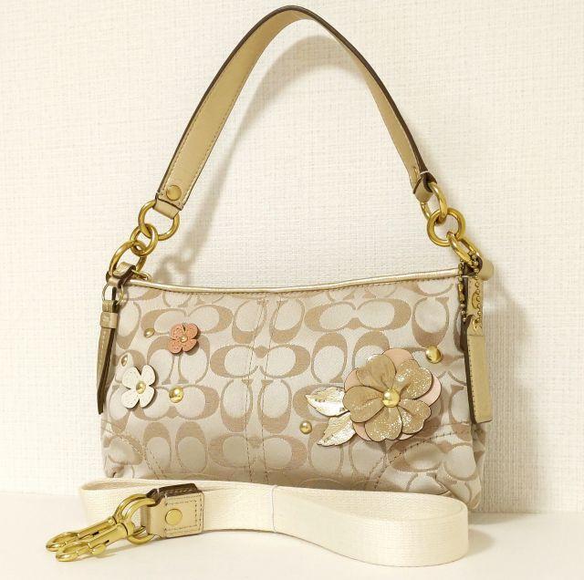 美品★COACH コーチ★2way ワンショルダーバッグ フラワー シグネチャー