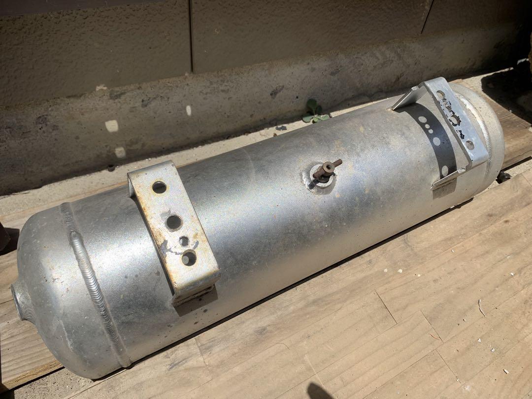 エアサス タンク 4ガロン 200PSI ユニバーサルエアー アルミ　⑵