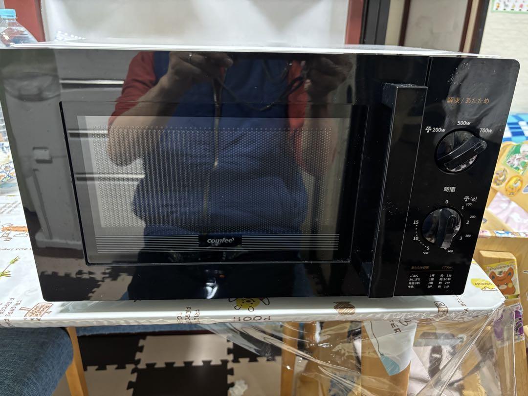 電子レンジ 2021年製 comfee 極美品 . (95% new). 黒/白