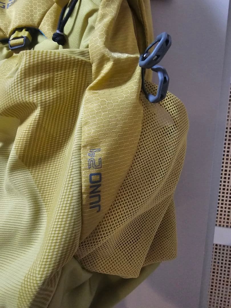 ピカピカの Gregory Juno 24 登山 ハイキング リュック イエロー 24LGREGORY 【在庫限りの大特価】