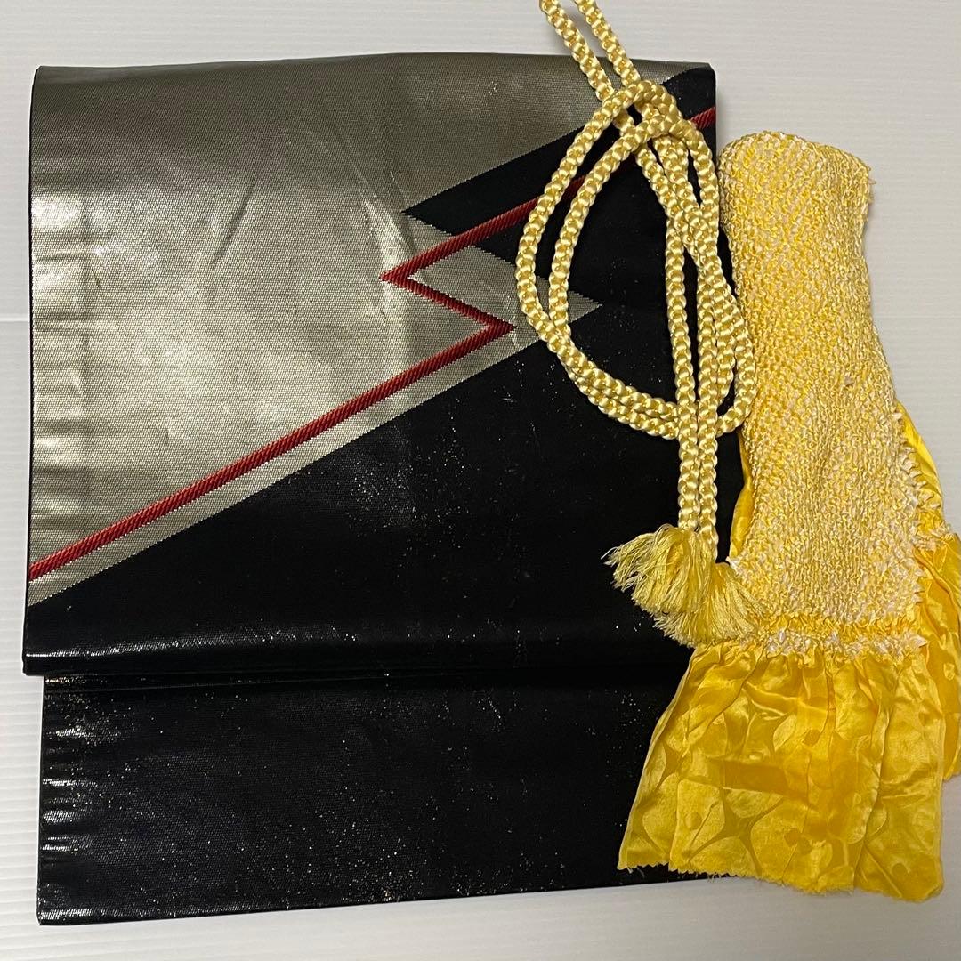 k179 矢羽根 縦縞 小紋 名古屋帯 4点セット 身丈154裄丈65 秋冬着物 k179 矢羽根 縦縞 小紋 名古屋帯 4点セット 身丈154裄丈65 秋冬着物