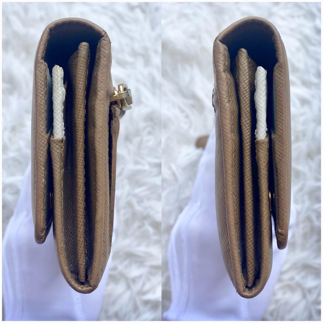 付属カードあり✨プラダ 長財布 バイカラー サフィアーノレザー 金ロゴ キャメル 付属カードあり✨プラダ 長財布 バイカラー サフィアーノレザー