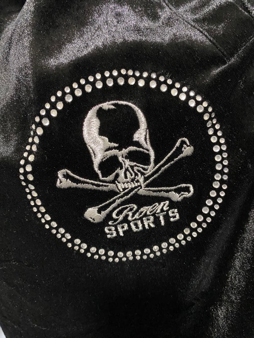 Roenロエン❤︎ラインストーン❤︎スカルデザイン ベロア❤︎光沢セットアップ Y2K Roenロエン❤︎ラインストーン❤︎スカルデザイン ベロア❤︎光沢セットアップ Y2K