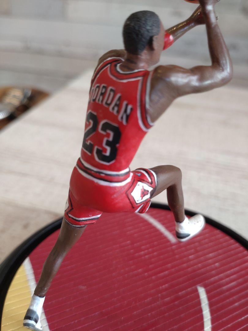 UpperDeck製NBAマイケルジョーダンコレクションTAKEOFFフィギュア