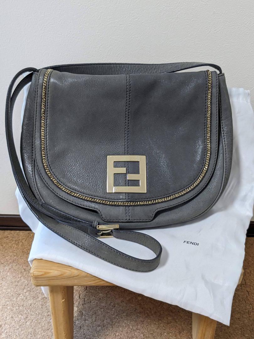 FENDI フェンディ　スパンコールレザーショルダーバック